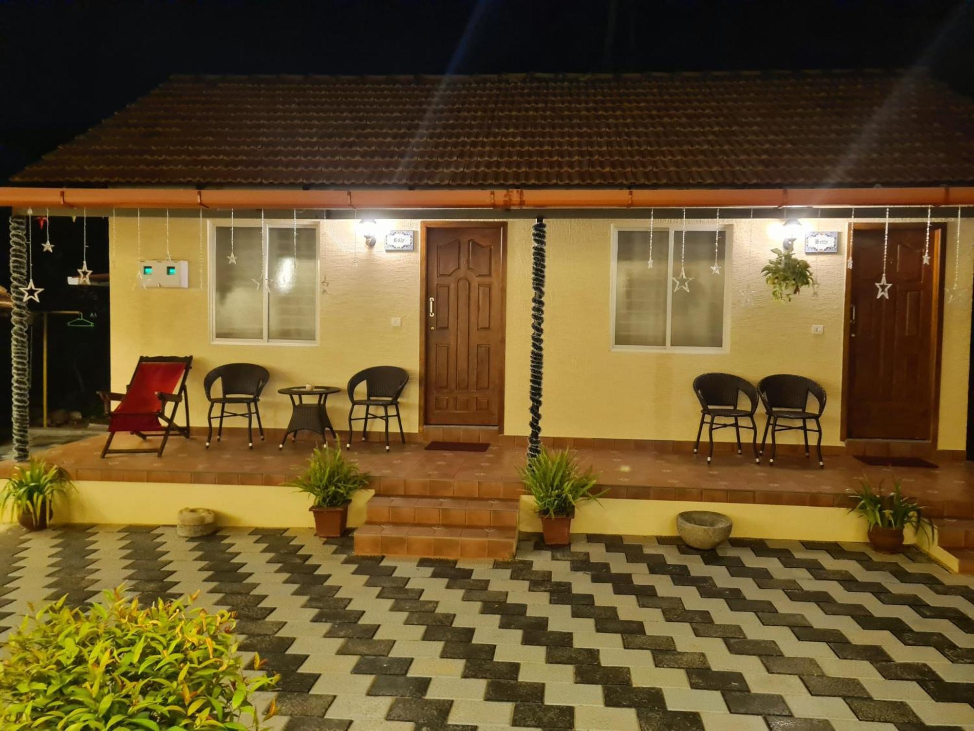 Sunny Smiles Homestay Mangalore Eksteriør billede